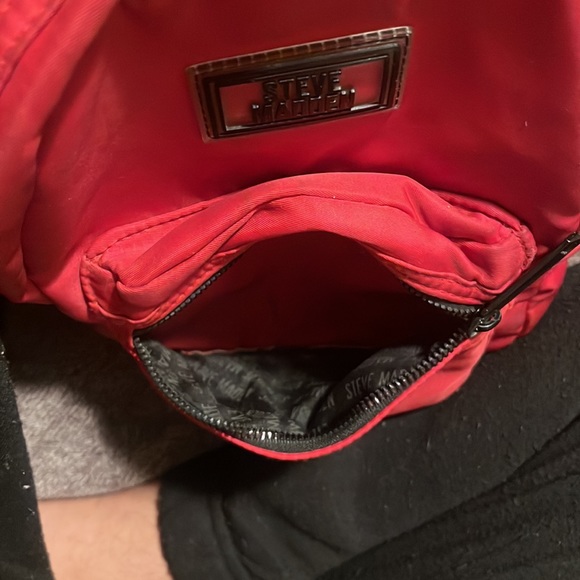 Red Steve Madden bag - Picture 4 of 4